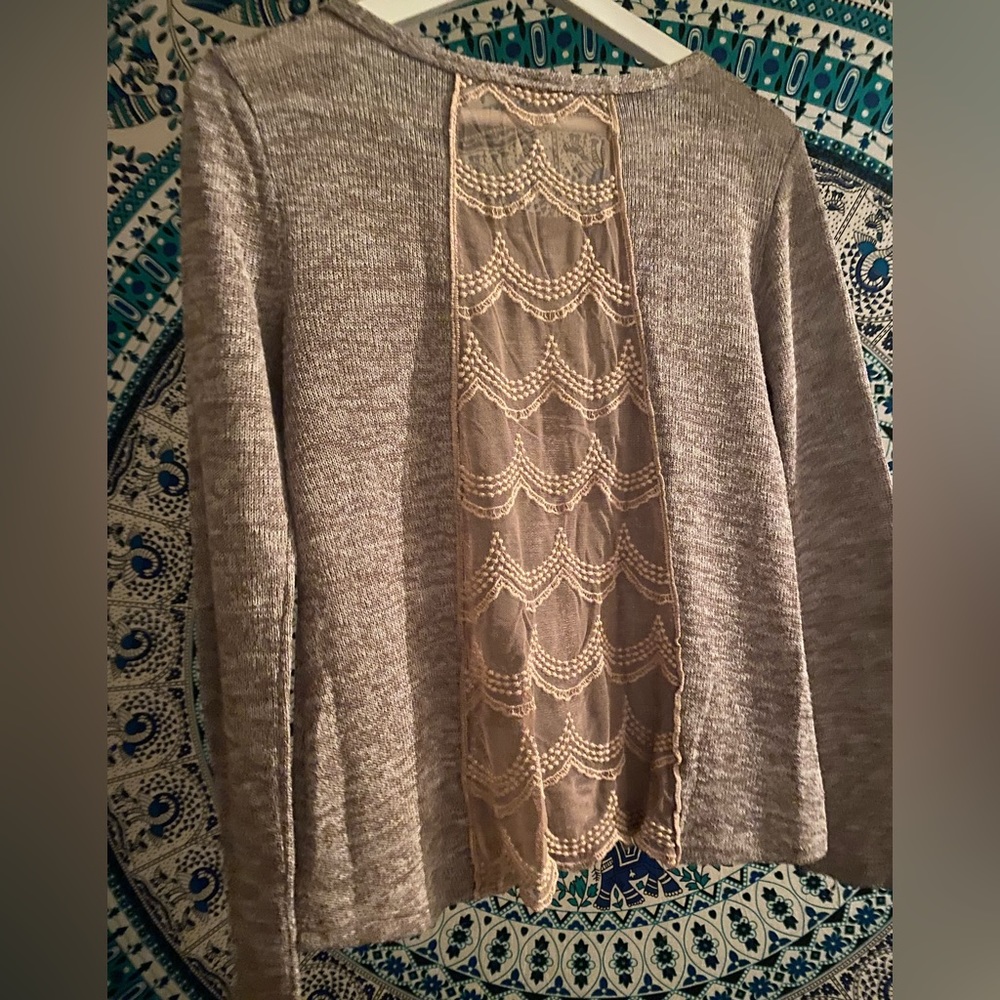 Lightweight sweater with lace back detail